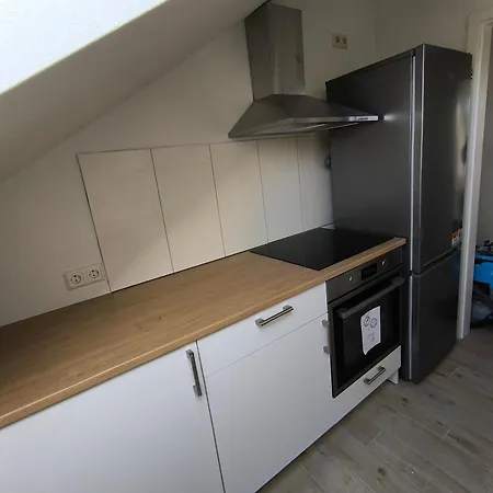 아파트 Furnished Two-room 5p With Separate Additional 3p 로르슈