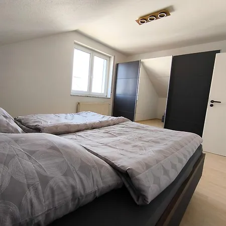 Furnished Two-room 5p With Separate Additional 3p 아파트