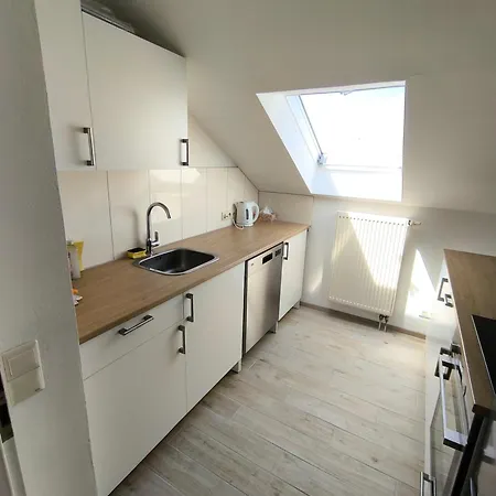 아파트 Furnished Two-room 5p With Separate Additional 3p 로르슈