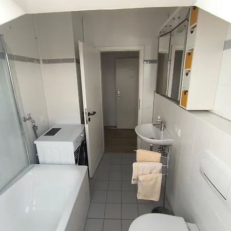 Lägenhet Furnished Two-room 5p With Separate Additional 3p