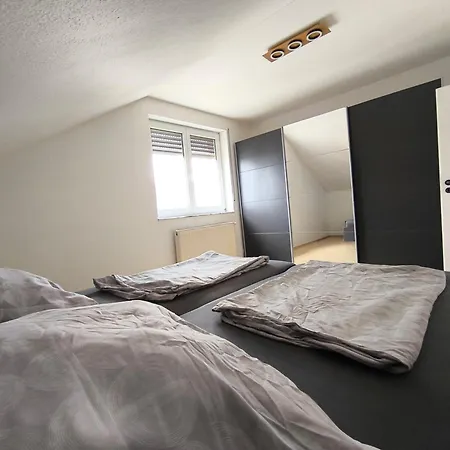 Furnished Two-room 5p With Separate Additional 3p 아파트