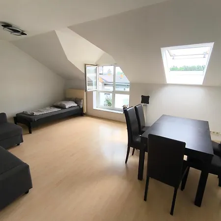 아파트 Furnished Two-room 5p With Separate Additional 3p 로르슈